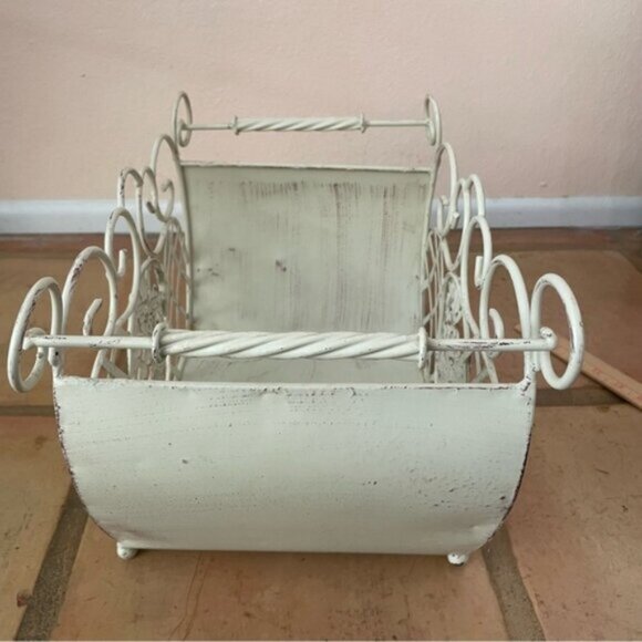 Vintage Ornate French Country Style Distressed Metal Basket w/ Lattice & Handels - Picture 9 of 10